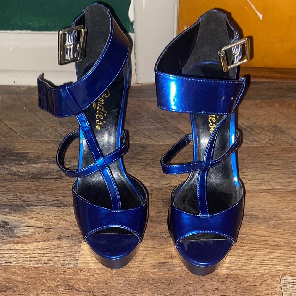 Candie’s blue shoes